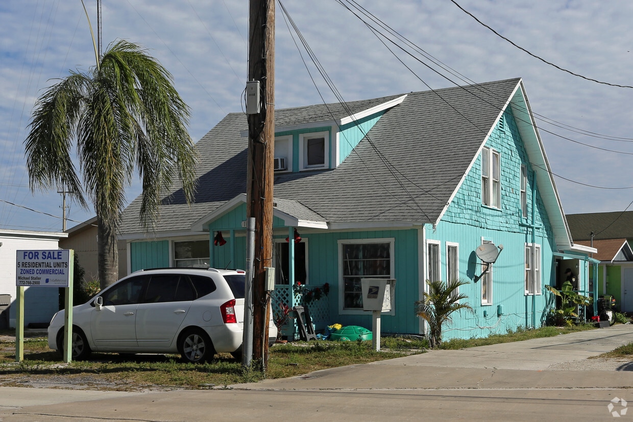 Building Photo - 1150 Old Dixie Hwy