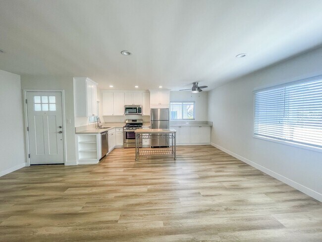 Foto del interior - 1250 Manhattan Beach Blvd