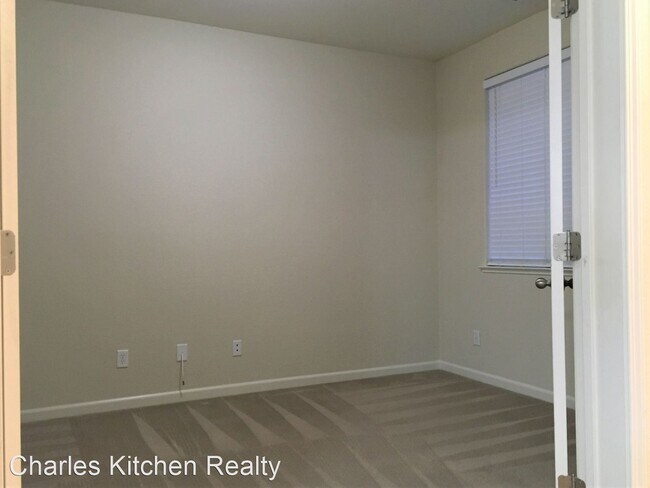 Foto del edificio - 3 br, 2 bath House - 11195 Messina