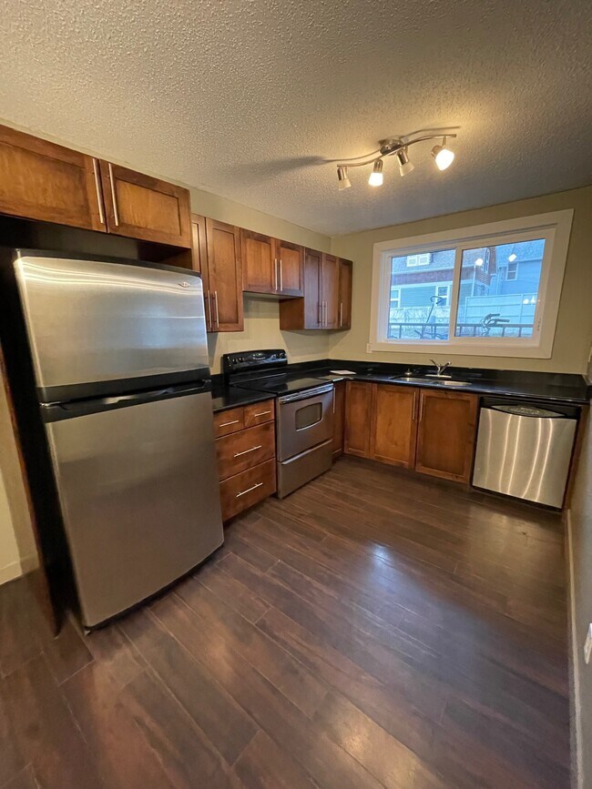 Photo du bâtiment - 601 Lansdowne Ave