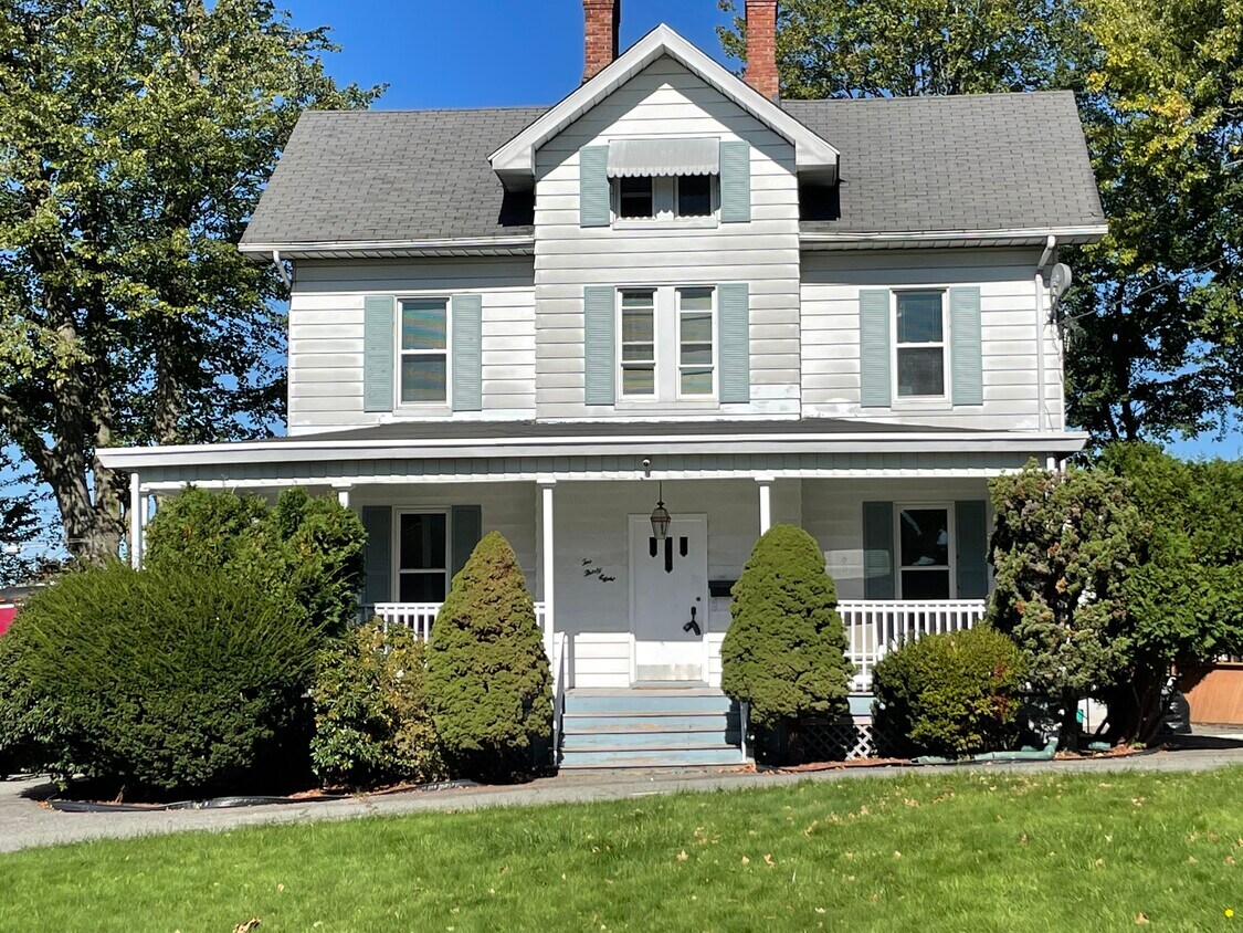 238 Claremont Ave Unit 1, Verona, NJ 07044 Apartments in Verona, NJ