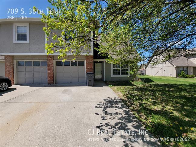 Foto principal - 709 SW 36th St Terrace