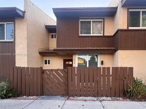 Building Photo - 1315 Hampton Blvd