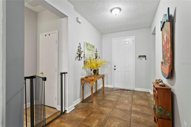 Foto del edificio - 1010 Elderberry Dr