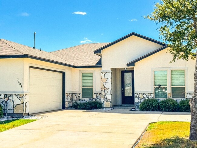 Building Photo - 7609 Neches Dr