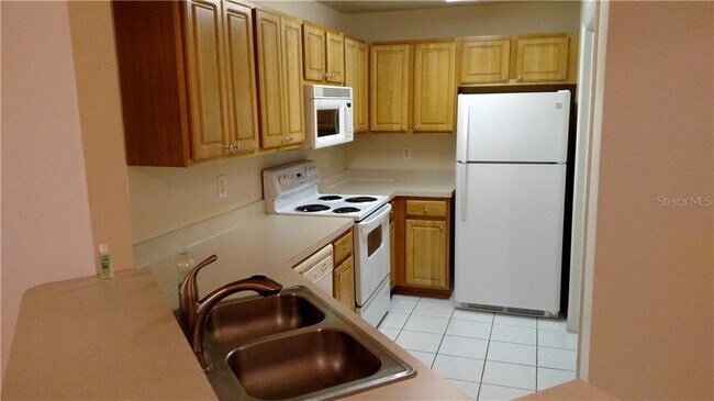 Foto del edificio - 5721 Bentgrass Dr