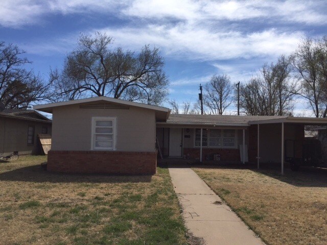 Foto del edificio - PRE-LEASING FOR AUGUST! Cute Cute Cute!! L...