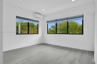 Building Photo - 210 Beacom Blvd