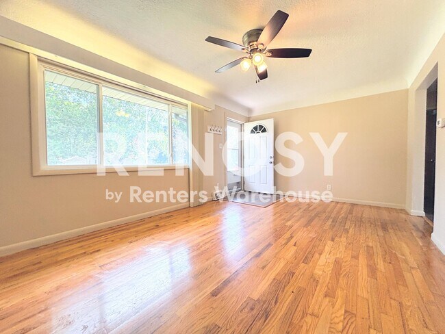 Foto del edificio - 612 SW Des Moines St