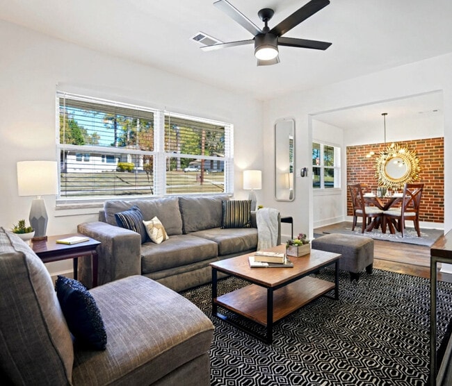 Foto del edificio - 2234 Edgemore Dr SE