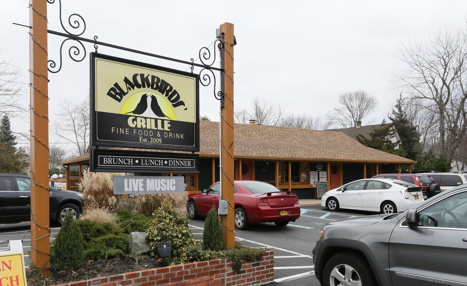 Fairfield Plaza East At Sayville Rentals Sayville, NY