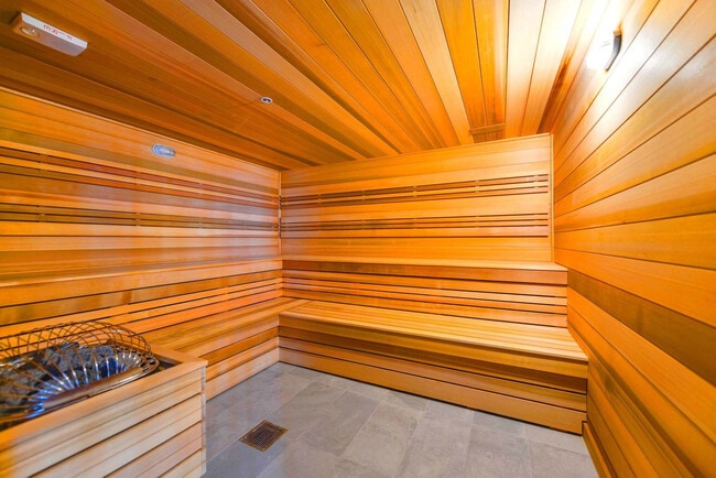 Building Photo - 239 SW 9th St