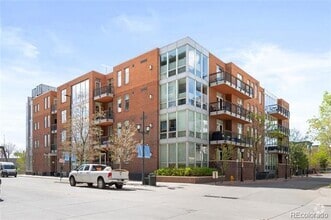 Building Photo - 1401 Delgany St