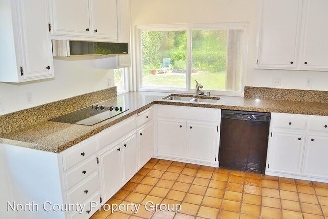 Building Photo - 4 br, 3 bath House - 7302 Azalea Place