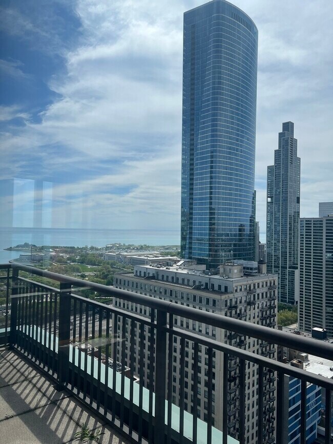 Foto del edificio - 41 E 8th St