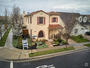 Building Photo - 497 W Felicidad Ave