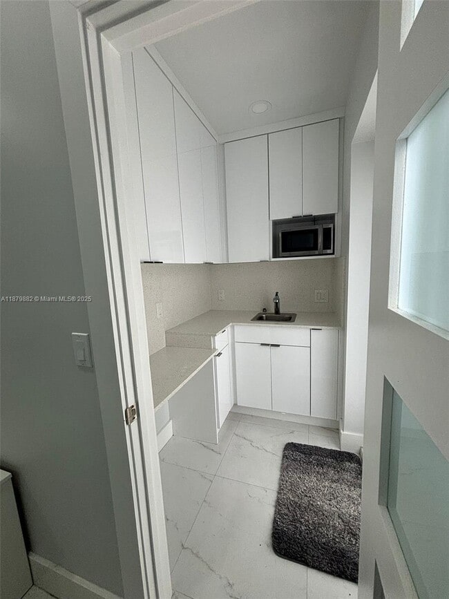 Building Photo - 29303 SW 142nd Ave