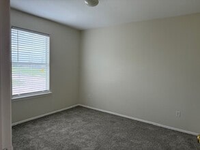 Building Photo - 8319 Radial Ct