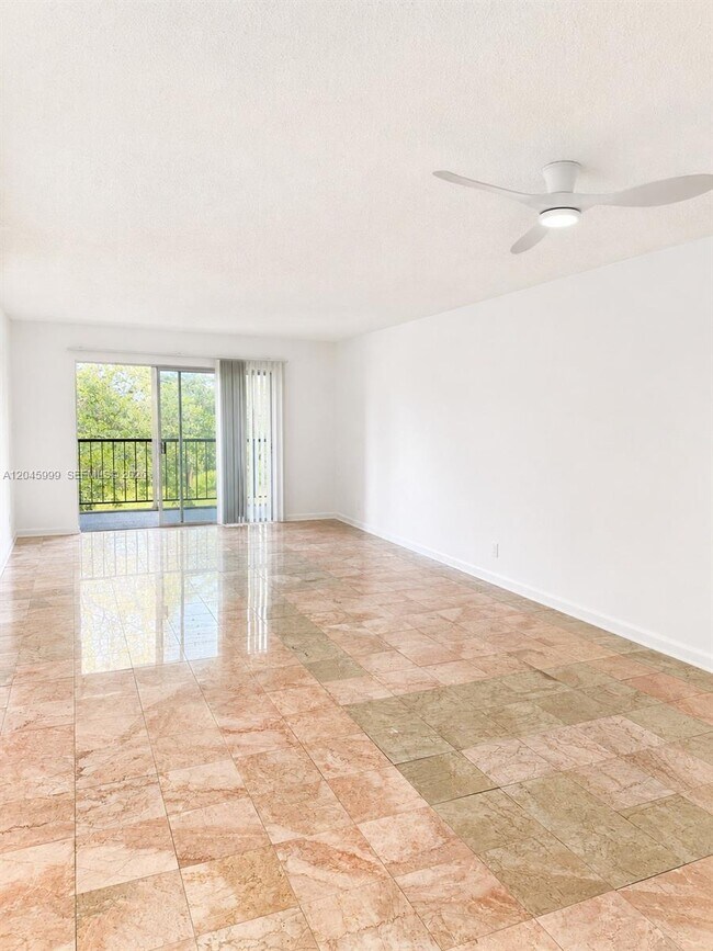 Foto del edificio - 6080 NW 44th St
