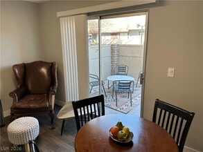 Building Photo - 4458 Del Oro Dr