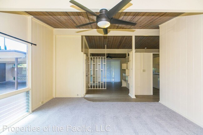 Foto del edificio - 3 br, 2 bath House - 1726 Hoohulu Street