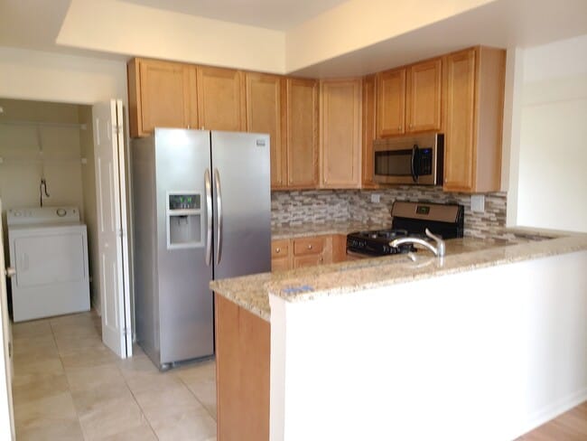 Building Photo - 217 Wilton Ln