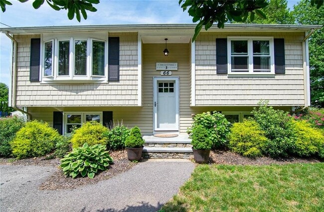 Building Photo - 66 Tupelo Trl