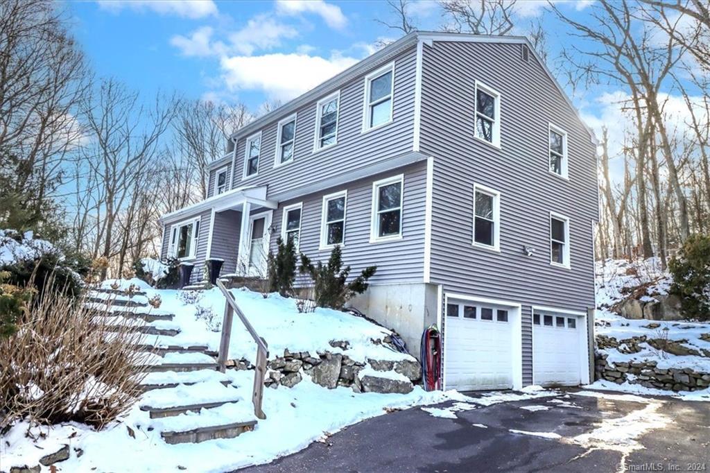 Primary Photo - 17 Serenity Ln