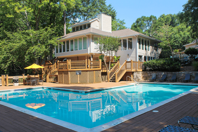 Building Photo - The Falls at Sope Creek Apartments