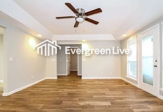 Foto del edificio - 624 NW 142nd St