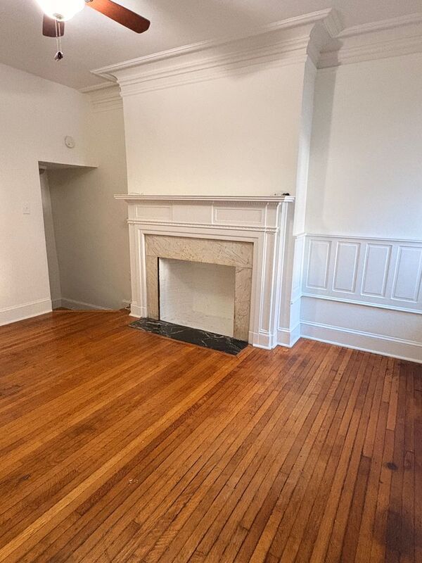 Foto del edificio - 717-721 St Paul St