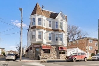 Building Photo - 284 Watchung Ave