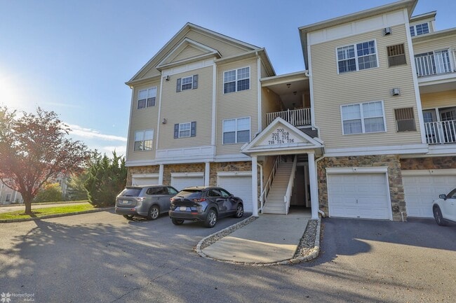 Building Photo - Remodeled Condo With Storage Unit