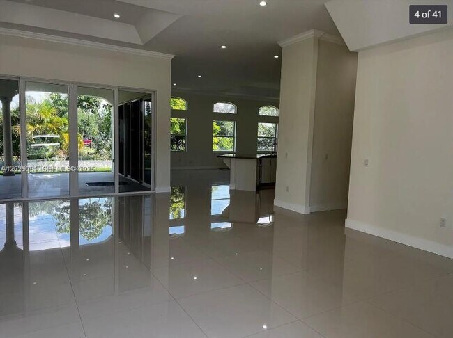 Building Photo - 6115 Marinel Say Dr