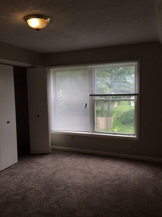 Foto del edificio - 232 W Roswell Ave