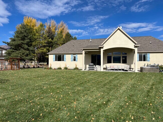 Foto del edificio - 129 S 700 E