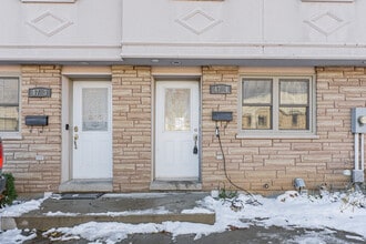 Building Photo - 47 Blandford St