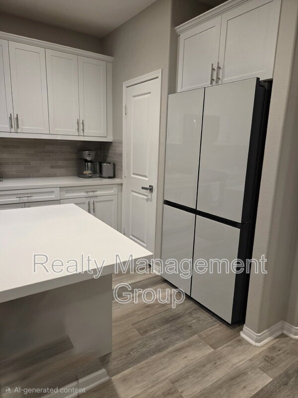 Building Photo - 8610 Chaparral Way