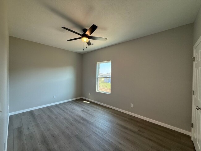 Building Photo - Water, sewer, and lawn care provided