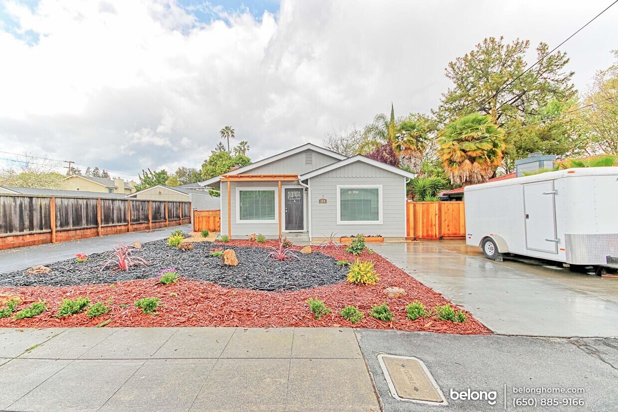 Primary Photo - 144 Granada Dr