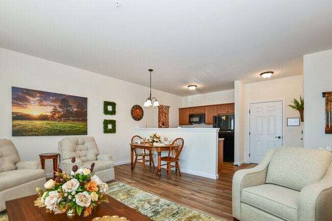 Building Photo - The Landings at Kingsbury