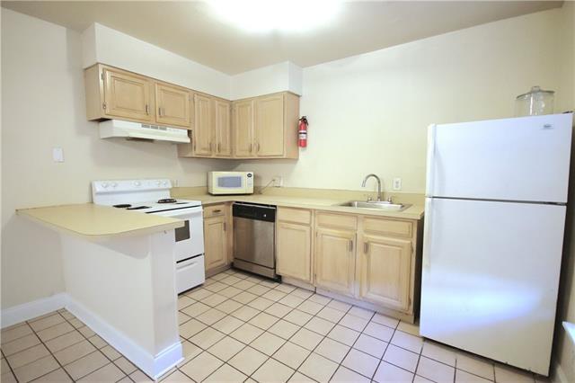 Foto del edificio - 7522 Benjamin St