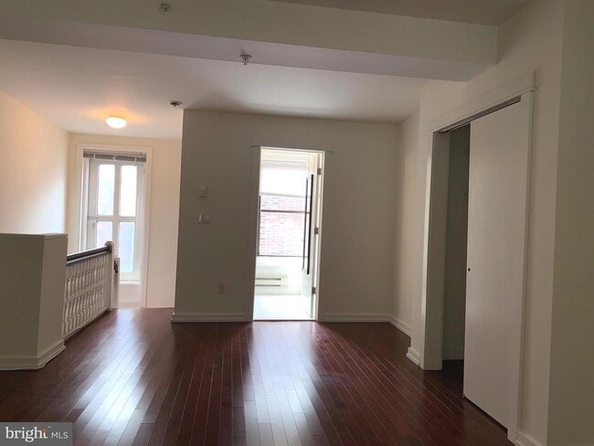 Foto del edificio - 1300 Spruce St