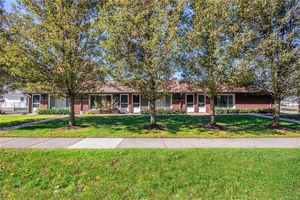 Primary Photo - 2419 Normandy Rd