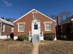 Building Photo - 3915 Itaska St