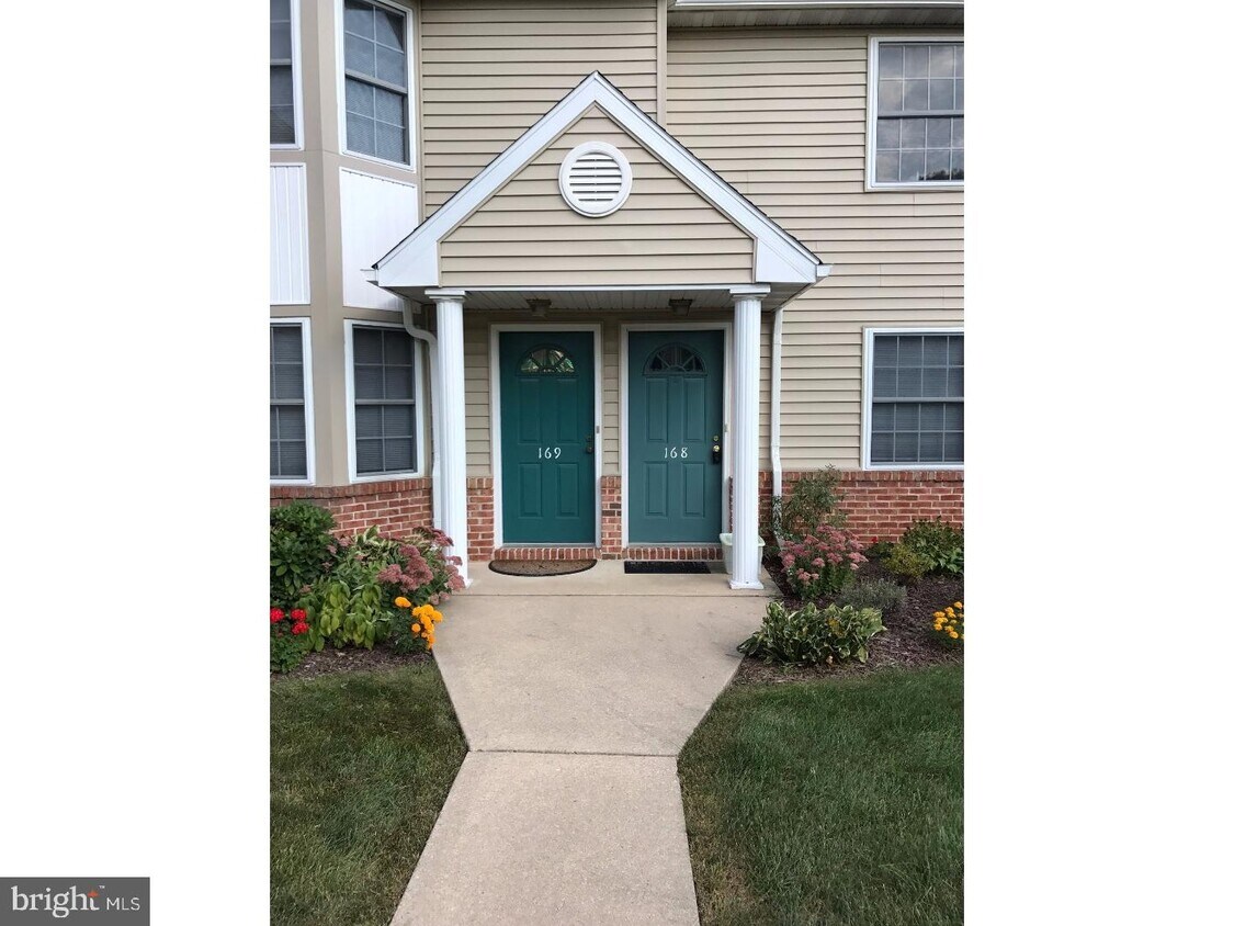 168 Heather Ln, Wyomissing, PA 19610 Townhome Rentals in Wyomissing