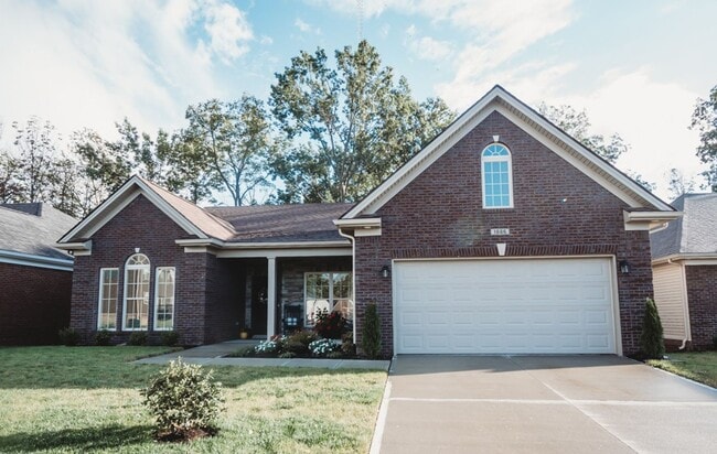 Building Photo - Fall in Love with this home!!!