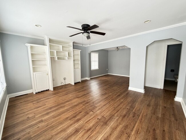 Photo - 206 Kenoak Dr House