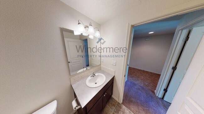 Foto del edificio - 1171 S W Virginia St