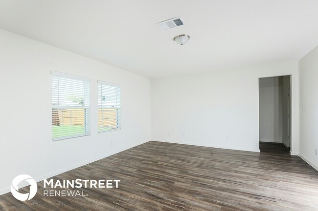 Foto del edificio - 525 Canoe Way